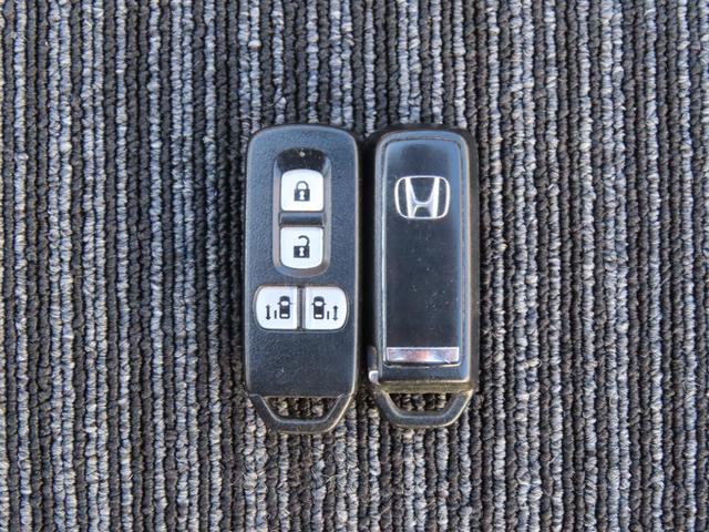 N-BOX G・ターボLパッケージ 走行距離無制限1年保証 ドラレコ バックカメラ Bluetooth 両側電動スライドドア 電動格納ミラー 純正ナビ プッシュスタート オートライト パドルシフト オートクルーズ 純正アルミホイール(70枚目)