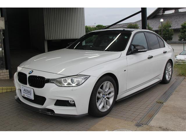 ３シリーズ ３２０ｉ　ｘＤｒｉｖｅ　Ｍスポーツ　４ＷＤ　純正ナビ　バックカメラ　ＣａｒＰｌａｙ　Ｂｌｕｅｔｏｏｔｈ　ミラー一体ＥＴＣ　社外マフラー　社外車高調　社外メーターシステム（4枚目）