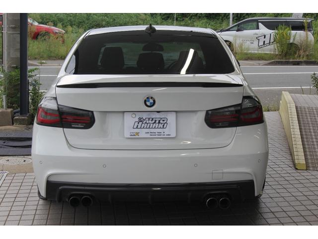 ３シリーズ ３２０ｉ　ｘＤｒｉｖｅ　Ｍスポーツ　４ＷＤ　純正ナビ　バックカメラ　ＣａｒＰｌａｙ　Ｂｌｕｅｔｏｏｔｈ　ミラー一体ＥＴＣ　社外マフラー　社外車高調　社外メーターシステム（6枚目）