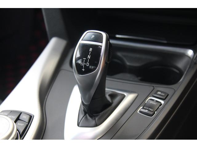 ３シリーズ ３２０ｉ　ｘＤｒｉｖｅ　Ｍスポーツ　４ＷＤ　純正ナビ　バックカメラ　ＣａｒＰｌａｙ　Ｂｌｕｅｔｏｏｔｈ　ミラー一体ＥＴＣ　社外マフラー　社外車高調　社外メーターシステム（27枚目）