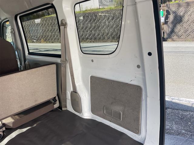 エブリイ ＰＣ　セーフティサポート装着車　デュアルカメラブレーキサポート　前後ドラレコ　禁煙車　カーナビ　ＢｌｕｅｔｏｏｔｈＥＴＣ　４ＡＴ　２ＷＤ　純正ルーフキャリア（17枚目）