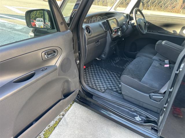 タント カスタムＸ　カスタムＸスペシャル　８インチナビ　ローダウン　ＥＴＣ　片側電動スライドドア　オートエアコン　Ｂｌｕｅｔｏｏｔｈ（7枚目）