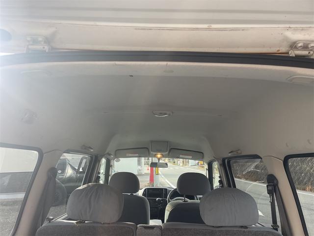 エブリイワゴン ジョイポップターボ　４ＷＤ　ターボ　キーレス　エアバック　両側スライドドア（12枚目）