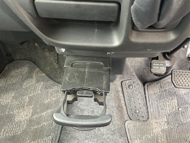 エブリイワゴン ジョイポップターボ　４ＷＤ　ターボ　キーレス　エアバック　両側スライドドア（28枚目）