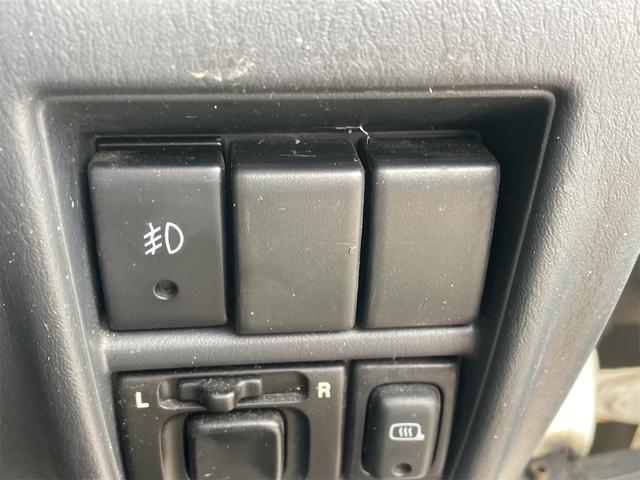 エブリイワゴン ジョイポップターボ　４ＷＤ　ターボ　キーレス　エアバック　両側スライドドア（30枚目）