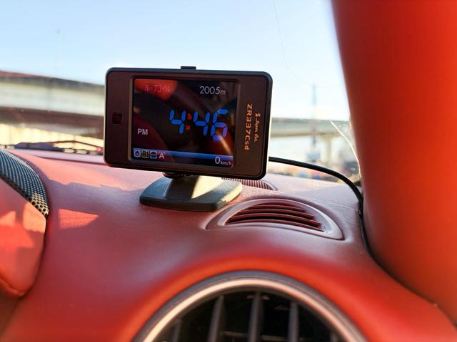 ケイマン Ｓ　ディプティック　希少テラコッタレザーシート　ディスプレイオーディオ　Ｂｌｕｅｔｏｏｔｈオーディオ　ＰＡＳＭ　ＰＳＭ　シートヒーター　減衰力調整　可変リアスポイラ　ＥＴＣ　レーダー探知機（42枚目）