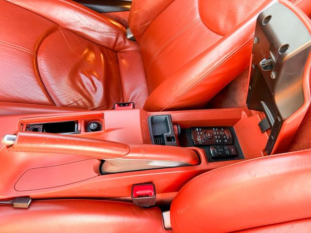 ケイマン Ｓ　ディプティック　希少テラコッタレザーシート　ディスプレイオーディオ　Ｂｌｕｅｔｏｏｔｈオーディオ　ＰＡＳＭ　ＰＳＭ　シートヒーター　減衰力調整　可変リアスポイラ　ＥＴＣ　レーダー探知機（54枚目）