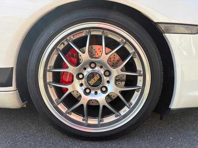 ９１１ ９１１カレラ　９９６後期　ローダウン　ＢＢＳホイール　レカロシート　ナビ　バックミラーモニター　レーダー探知機　ウォーターポンプ・サーモスタット・ファンベルト新品交換済　バッテリー新品交換済（21枚目）