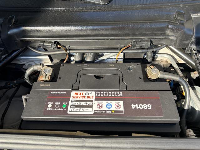 ９１１ ９１１カレラ　９９６後期　ローダウン　ＢＢＳホイール　レカロシート　ナビ　バックミラーモニター　レーダー探知機　ウォーターポンプ・サーモスタット・ファンベルト新品交換済　バッテリー新品交換済（39枚目）