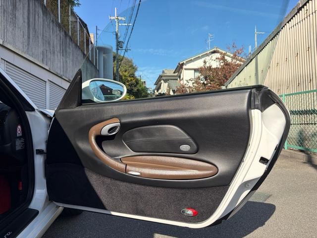 ９１１ ９１１カレラ　９９６後期　ローダウン　ＢＢＳホイール　レカロシート　ナビ　バックミラーモニター　レーダー探知機　ウォーターポンプ・サーモスタット・ファンベルト新品交換済　バッテリー新品交換済（45枚目）