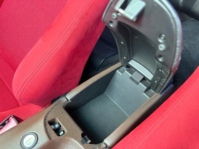 ９１１ ９１１カレラ　９９６後期　ローダウン　ＢＢＳホイール　レカロシート　ナビ　バックミラーモニター　レーダー探知機　ウォーターポンプ・サーモスタット・ファンベルト新品交換済　バッテリー新品交換済（71枚目）