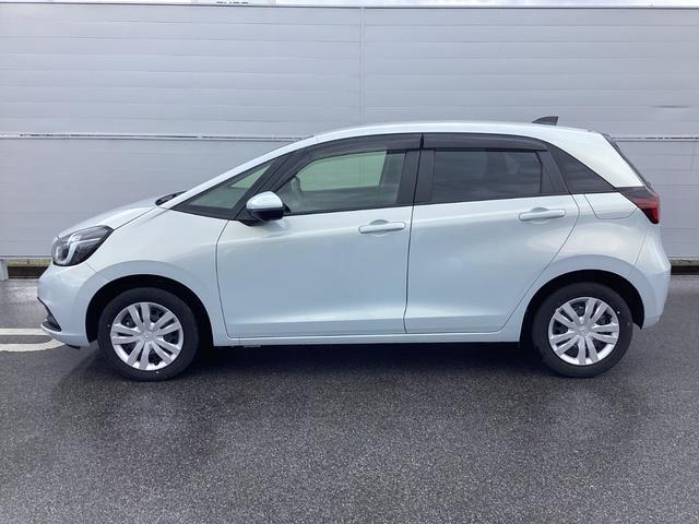 フィット e:HEVホーム 9インチHondaCONNECTディスプレー ETC2.0 マルチビューカメラ電子制御パーキングブレーキ&オートブレーキホールド機能 渋滞追従機能付アダプティブクルーズコントロール(ACC)(4枚目)