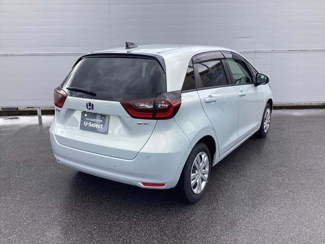 フィット e:HEVホーム 9インチHondaCONNECTディスプレー ETC2.0 マルチビューカメラ電子制御パーキングブレーキ&オートブレーキホールド機能 渋滞追従機能付アダプティブクルーズコントロール(ACC)(6枚目)