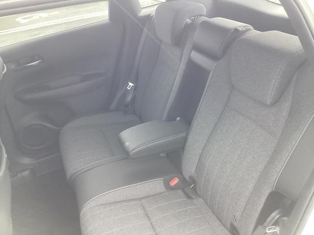 フィット e:HEVホーム 9インチHondaCONNECTディスプレー ETC2.0 マルチビューカメラ電子制御パーキングブレーキ&オートブレーキホールド機能 渋滞追従機能付アダプティブクルーズコントロール(ACC)(21枚目)