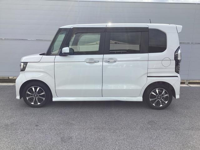 N-BOXカスタム G・Lホンダセンシング エントリーインターナビ(7インチ) バックカメラ ETC 左側パワースライドドア 運転席&助手席シートヒーター ACC(アダプティブクルーズコントロール) 充電用USBジャック(急速充電対応タイプ2個(4枚目)