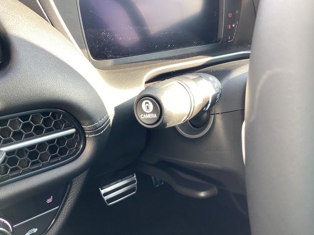 ＺＲ－Ｖ ｅ：ＨＥＶＺ　ＨｏｎｄａＣＯＮＮＥＣＴディスプレー　ＥＴＣ２．０　マルチビューカメラ　渋滞追従機能付アダプティブクルーズコントロール（ＡＣＣ）　ＢＯＳＥプレミアムサウンドシステム　運転席＆助手席シートヒーター（10枚目）