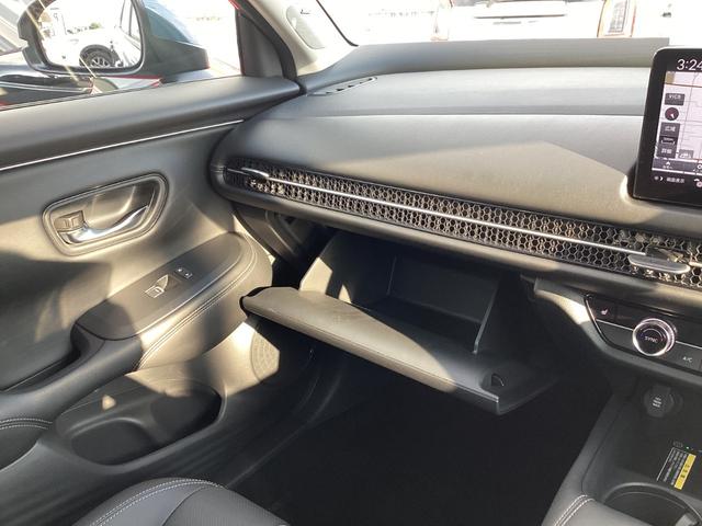 ＺＲ－Ｖ ｅ：ＨＥＶＺ　ＨｏｎｄａＣＯＮＮＥＣＴディスプレー　ＥＴＣ２．０　マルチビューカメラ　渋滞追従機能付アダプティブクルーズコントロール（ＡＣＣ）　ＢＯＳＥプレミアムサウンドシステム　運転席＆助手席シートヒーター（25枚目）