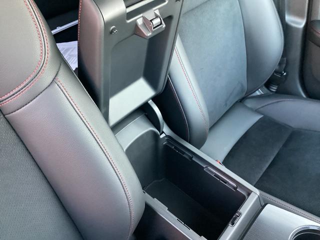 シビック ＥＸ　ＨｏｎｄａＣＯＮＮＥＣＴディスプレー　ＥＴＣ２．０　渋滞追従機能付アダプティブクルーズコントロール（ＡＣＣ）ＢＯＳＥプレミアムサウンドシステム　運転席８Ｗａｙ／助手席４Ｗａｙパワーシート（28枚目）