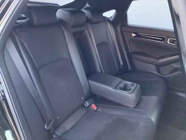 シビック ＥＸ　ＨｏｎｄａＣＯＮＮＥＣＴディスプレー　ＥＴＣ２．０　渋滞追従機能付アダプティブクルーズコントロール（ＡＣＣ）ＢＯＳＥプレミアムサウンドシステム　運転席８Ｗａｙ／助手席４Ｗａｙパワーシート（30枚目）