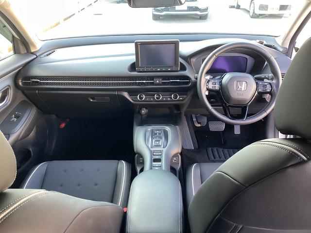 ＺＲ－Ｖ ｅ：ＨＥＶＸ　８インチナビ　ＥＴＣ　バックカメラ　ブラインドスポットインフォメーション　渋滞追従機能付アダプティブクルーズコントロール　パワーテールゲート　電子制御パーキングブレーキ／オートブレーキホールド（15枚目）