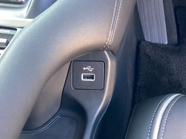 ＺＲ－Ｖ ｅ：ＨＥＶＸ　８インチナビ　ＥＴＣ　バックカメラ　ブラインドスポットインフォメーション　渋滞追従機能付アダプティブクルーズコントロール　パワーテールゲート　電子制御パーキングブレーキ／オートブレーキホールド（22枚目）