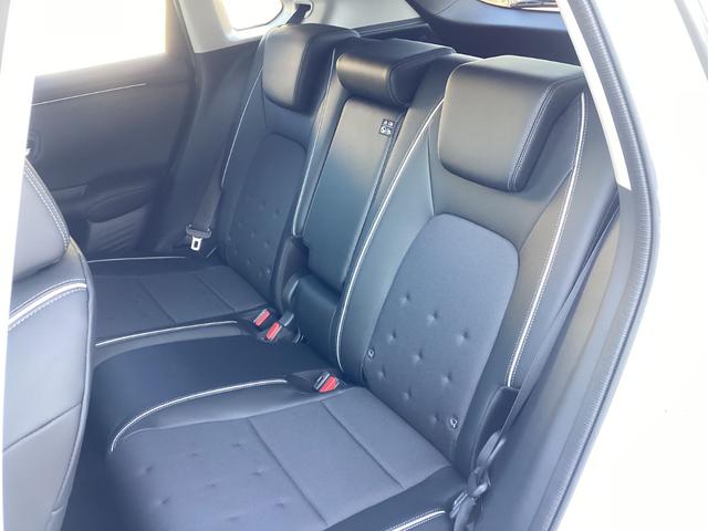 ＺＲ－Ｖ ｅ：ＨＥＶＸ　８インチナビ　ＥＴＣ　バックカメラ　ブラインドスポットインフォメーション　渋滞追従機能付アダプティブクルーズコントロール　パワーテールゲート　電子制御パーキングブレーキ／オートブレーキホールド（27枚目）