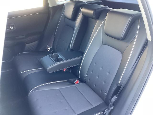 ＺＲ－Ｖ ｅ：ＨＥＶＸ　８インチナビ　ＥＴＣ　バックカメラ　ブラインドスポットインフォメーション　渋滞追従機能付アダプティブクルーズコントロール　パワーテールゲート　電子制御パーキングブレーキ／オートブレーキホールド（28枚目）