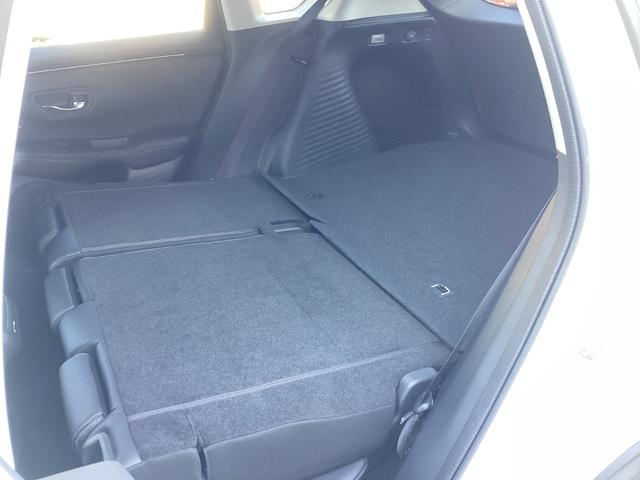 ＺＲ－Ｖ ｅ：ＨＥＶＸ　８インチナビ　ＥＴＣ　バックカメラ　ブラインドスポットインフォメーション　渋滞追従機能付アダプティブクルーズコントロール　パワーテールゲート　電子制御パーキングブレーキ／オートブレーキホールド（31枚目）