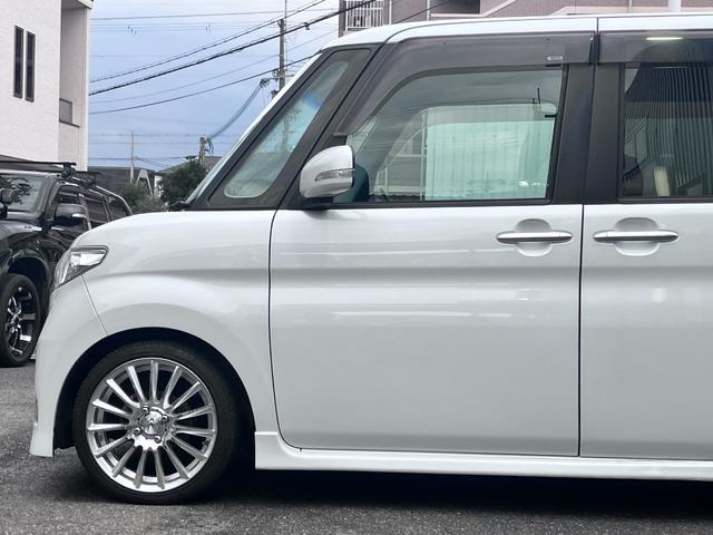 タント カスタムＸリミテッド　ミラクルオープン電動スライドドア　ベンチシート　スマートキー　ＨＩＤ　パワステ　フロントフォグランプ　ＣＤ　運転席エアバッグ　助手席エアバッグ　ＡＢＳ　ホワイト（11枚目）