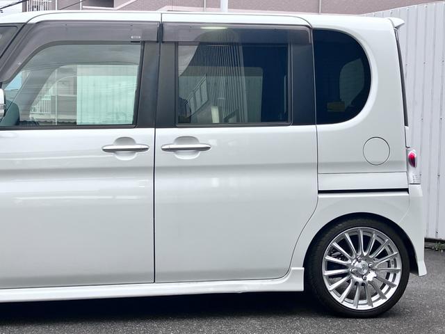 タント カスタムＸリミテッド　ミラクルオープン電動スライドドア　ベンチシート　スマートキー　ＨＩＤ　パワステ　フロントフォグランプ　ＣＤ　運転席エアバッグ　助手席エアバッグ　ＡＢＳ　ホワイト（12枚目）