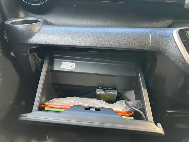 Ｎ－ＢＯＸカスタム Ｇ・Ｌパッケージ　両側スライド片側電動ドア　前後ドライブレコーダー　ＤＶＤナビ　ＴＶ　アイドリングストップ　シートアレンジ　ミラーウインカー　ベンチシート　ラジオ　ＥＴＣ　ブラック（26枚目）