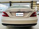 ＣＬＳクラス ＣＬＳ３５０ブルーエフィシェンシーＡＭＧスポーツパッケージ　サンルーフ　　クルーズコントロール　キーレスゴー　純正ナビ　ＴＶ　バックカメラ　シートヒーター　ベンチレーション　レザーシート　純正１９ＡＷ　パワートランク　ＥＴＣ（7枚目）