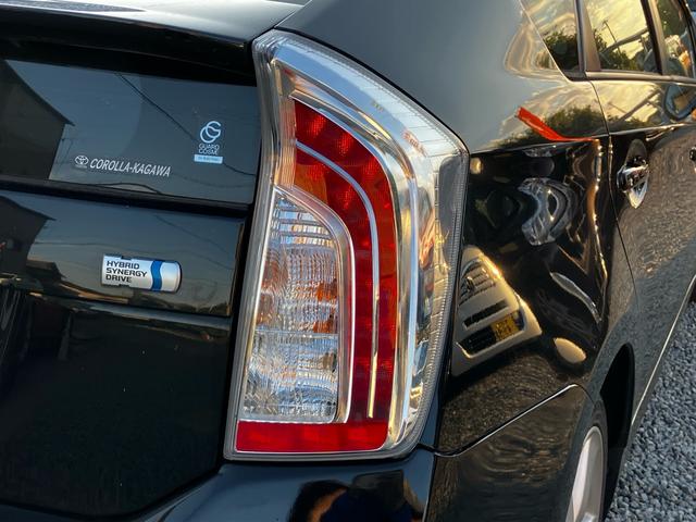 プリウス Ｇツーリングセレクション　ナビ　ＣＤ再生　ＤＶＤ再生　Ｂｌｕｅｔｏｏｔｈ接続　ＥＴＣ　二眼ヘッドライト　電動シート　エンジンプッシュスタート　スマーキー　スマートキー　フロントフォグランンプ（17枚目）