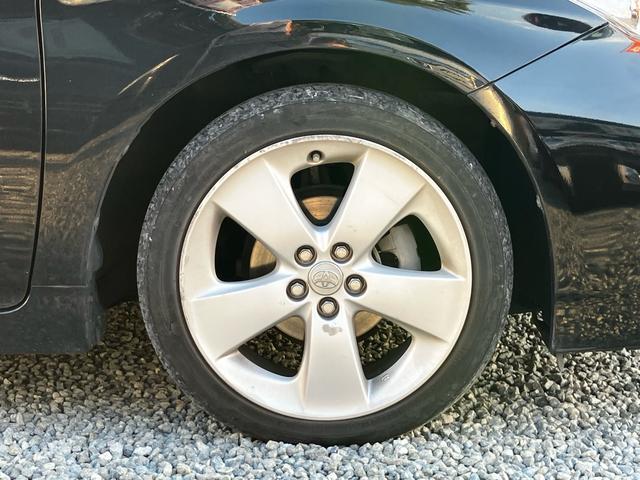 プリウス Ｇツーリングセレクション　ナビ　ＣＤ再生　ＤＶＤ再生　Ｂｌｕｅｔｏｏｔｈ接続　ＥＴＣ　二眼ヘッドライト　電動シート　エンジンプッシュスタート　スマーキー　スマートキー　フロントフォグランンプ（23枚目）