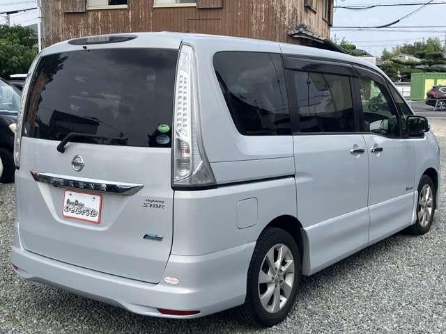 セレナ ハイウェイスター　Ｓ－ハイブリッド　フルセグナビ　ＥＴＣ　バックカメラ　Ｂｌｕｅｔｏｏｔｈオーディオ接続　ＤＶＤ再生　両側パワースライドドア　後席モニター　エンジンプッシュスタート　全国　自社　ローン　対応（12枚目）