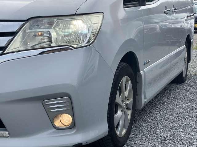 セレナ ハイウェイスター　Ｓ－ハイブリッド　フルセグナビ　ＥＴＣ　バックカメラ　Ｂｌｕｅｔｏｏｔｈオーディオ接続　ＤＶＤ再生　両側パワースライドドア　後席モニター　エンジンプッシュスタート　全国　自社　ローン　対応（15枚目）