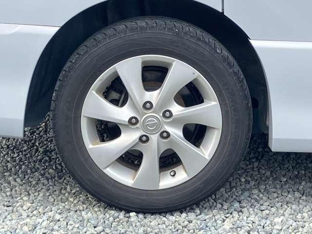 セレナ ハイウェイスター　Ｓ－ハイブリッド　フルセグナビ　ＥＴＣ　バックカメラ　Ｂｌｕｅｔｏｏｔｈオーディオ接続　ＤＶＤ再生　両側パワースライドドア　後席モニター　エンジンプッシュスタート　全国　自社　ローン　対応（22枚目）