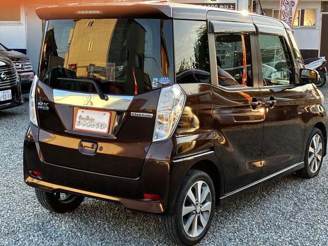 eKスペースカスタム カスタムT フルセグナビ Bluetoothオーディオ 全方位バックカメラ ETC 両側パワースライドドア ターボ 純正アルミホイール エンジンプッシュスタート オートエアコン 4WD(12枚目)