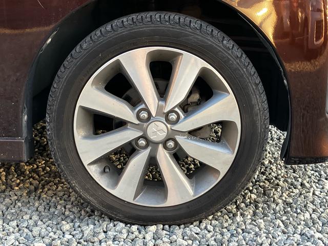 eKスペースカスタム カスタムT フルセグナビ Bluetoothオーディオ 全方位バックカメラ ETC 両側パワースライドドア ターボ 純正アルミホイール エンジンプッシュスタート オートエアコン 4WD(43枚目)