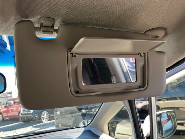 フィットハイブリッド スマートセレクション　純正ギャザーズナビ　フルセグ　Ｂｌｕｅｔｏｏｔｈオーディオ接続　バックカメラ　ＥＴＣ　クルーズコントロール　ディスチャージヘッドライト（49枚目）