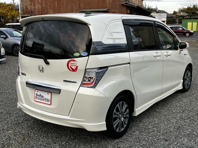 フリードスパイクハイブリッド ジャストセレクション　純正ギャザーズナビ　ワンセグ　バックカメラ　ＥＴＣ　両側パワースライドドア　純正アルミホイール　クルーズコントロール　スマートキー（12枚目）