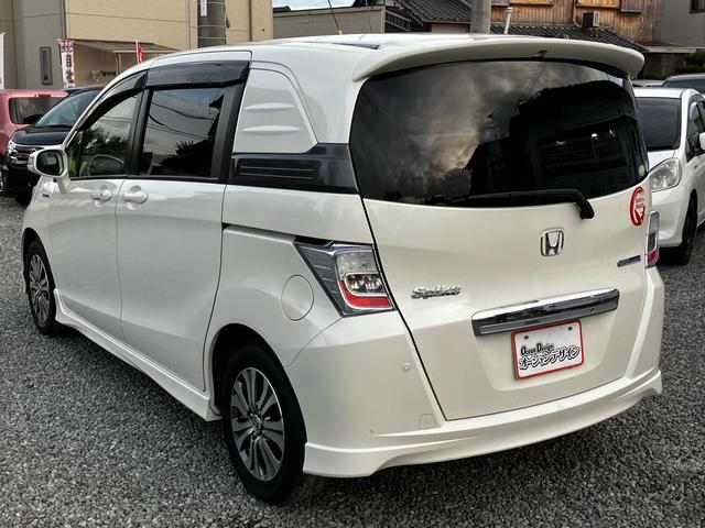 フリードスパイクハイブリッド ジャストセレクション　純正ギャザーズナビ　ワンセグ　バックカメラ　ＥＴＣ　両側パワースライドドア　純正アルミホイール　クルーズコントロール　スマートキー（13枚目）