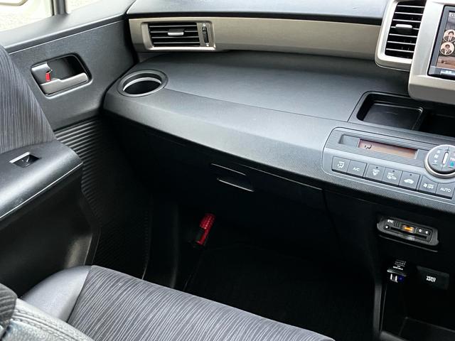 フリードスパイクハイブリッド ジャストセレクション　純正ギャザーズナビ　ワンセグ　バックカメラ　ＥＴＣ　両側パワースライドドア　純正アルミホイール　クルーズコントロール　スマートキー（39枚目）