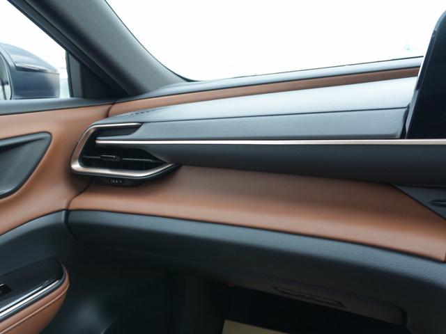 クラウンエステート Z 登録済未使用車 モデリスタフルエアロ 2.5Z E-Four 4WD 茶革(67枚目)