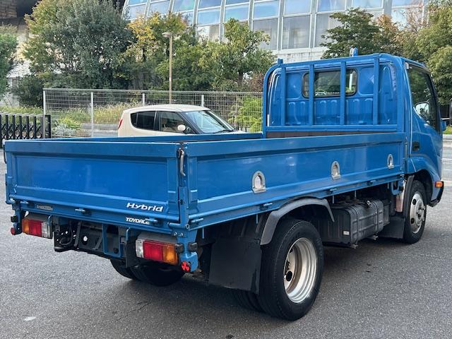 トヨエース 2t平ボデー・ディーゼルハイブリッド車・オートマ・左電格ミラー・パワーウインド・カーナビ・ETC・ドライブレコーダー・バックモニター(7枚目)