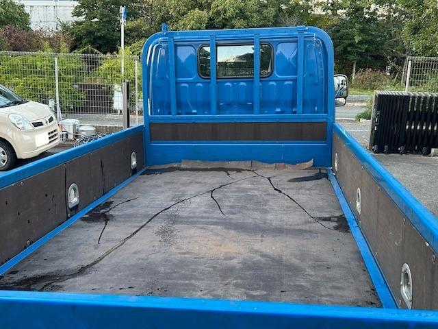 トヨエース 2t平ボデー・ディーゼルハイブリッド車・オートマ・左電格ミラー・パワーウインド・カーナビ・ETC・ドライブレコーダー・バックモニター(12枚目)