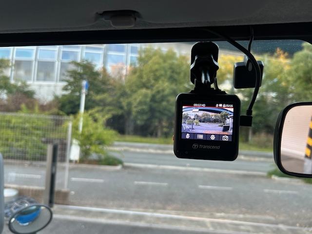 トヨエース 2t平ボデー・ディーゼルハイブリッド車・オートマ・左電格ミラー・パワーウインド・カーナビ・ETC・ドライブレコーダー・バックモニター(28枚目)