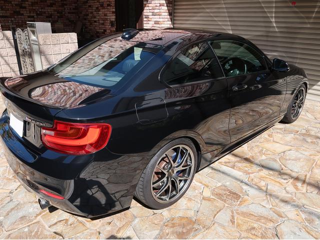 ２シリーズ Ｍ２３５ｉクーペ　６速マニュアル／ＢＢＳ　ＲＩ－Ａ１８インチ／ビルシュタイン／レムスマフラー／Ｍパフォーマンスカーボンパネル／ブラックレザー／ダウンパイプ／ＦＴＰチャージパイプ／純正ナビ／バックカメラＥＴＣ／点検記録簿（11枚目）
