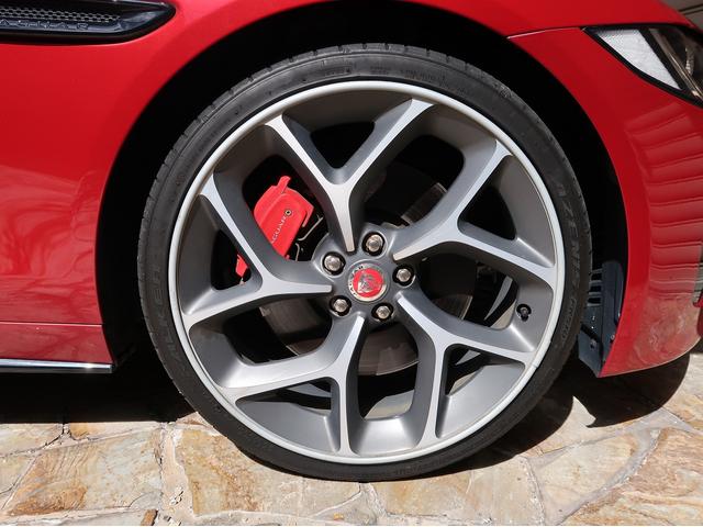 ＸＥ ＸＥ　Ｓ　Ｖ６スーパーチャージャー／純正ＯＰ２０インチ／トーラスレザーシート／アダプティブクルーズ／１０．２インチＩＮ　ＣＯＮＴＲＯＬ　ＴＯＵＣＨ　ＰＲＯ／地デジ／バックカメラ／Ｍｅｒｉｄｉａｎ８２５Ｗ（19枚目）