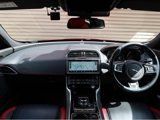 ＸＥ ＸＥ　Ｓ　Ｖ６スーパーチャージャー／純正ＯＰ２０インチ／トーラスレザーシート／アダプティブクルーズ／１０．２インチＩＮ　ＣＯＮＴＲＯＬ　ＴＯＵＣＨ　ＰＲＯ／地デジ／バックカメラ／Ｍｅｒｉｄｉａｎ８２５Ｗ（20枚目）